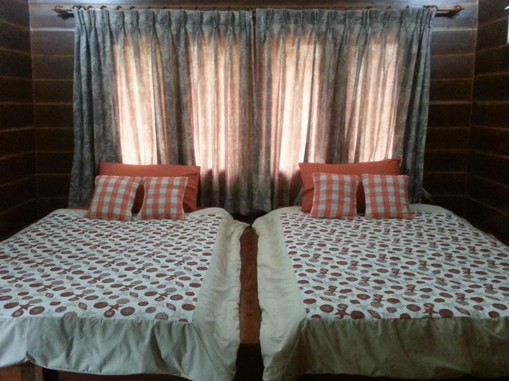 Rim Nam Kong Homestay Pak Chom Exterior foto