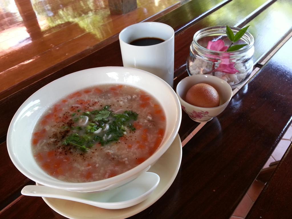 Rim Nam Kong Homestay Pak Chom Exterior foto